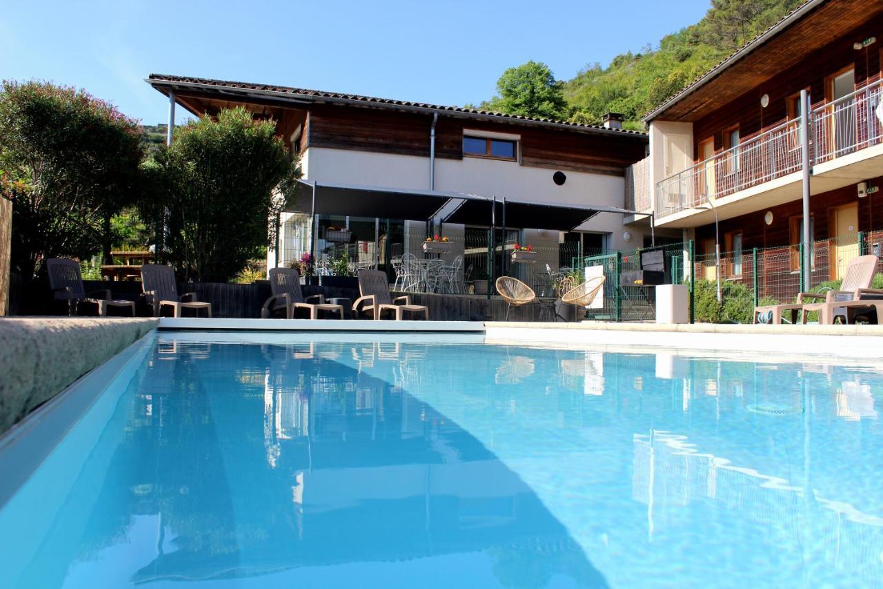 Hotel Le Vanseen Ле-Ван Екстер'єр фото
