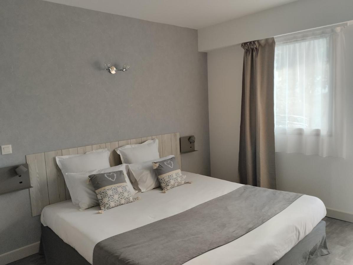 Hotel Le Vanseen Ле-Ван Екстер'єр фото