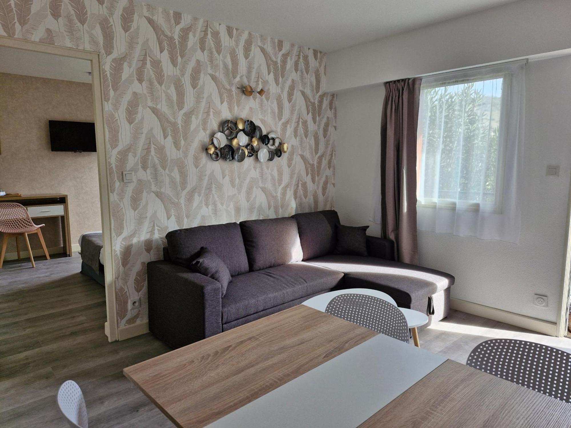 Hotel Le Vanseen Ле-Ван Екстер'єр фото